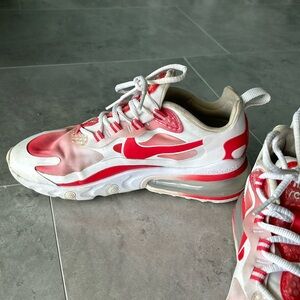 Red fade Nike tennis shoes size 7.5 also fit 8 lightly used